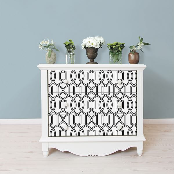NU1696 Uptown Trellis Black/White Peel and Stick Wallpaper by