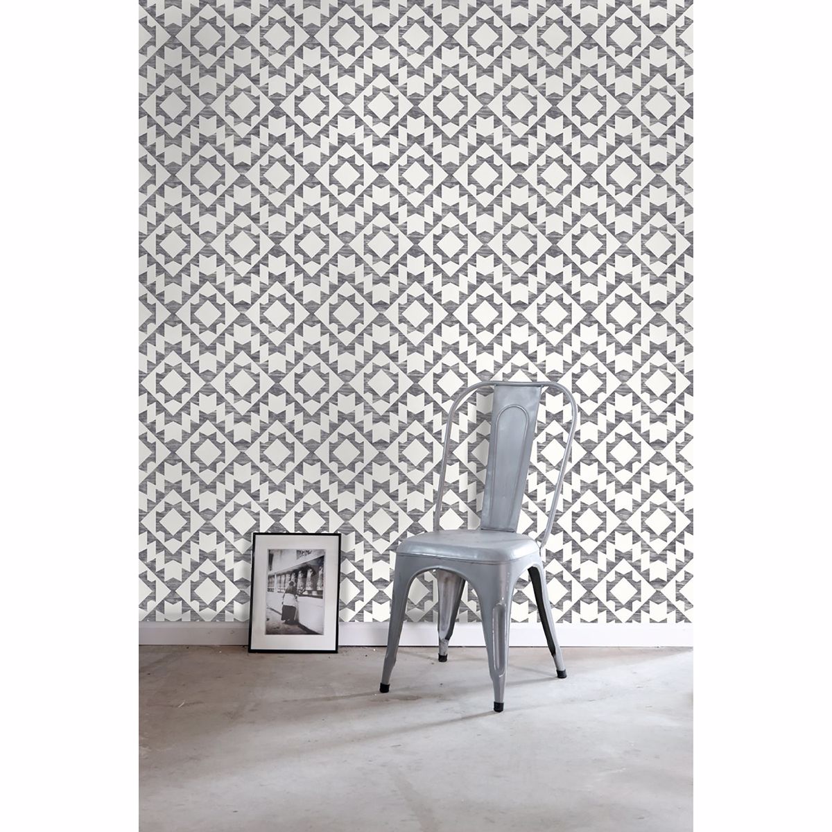 DD148677 - Fantine Black Geometric Wallpaper - by ESTA Home