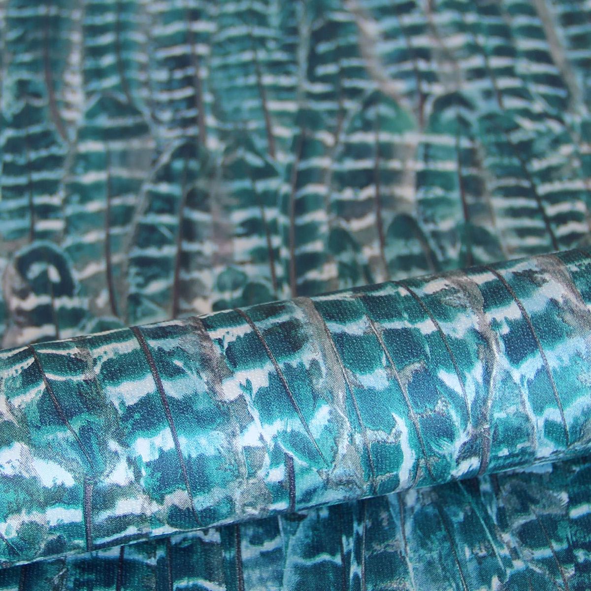 DD347393 - Identity Teal Feathers Wallpaper - by Origin