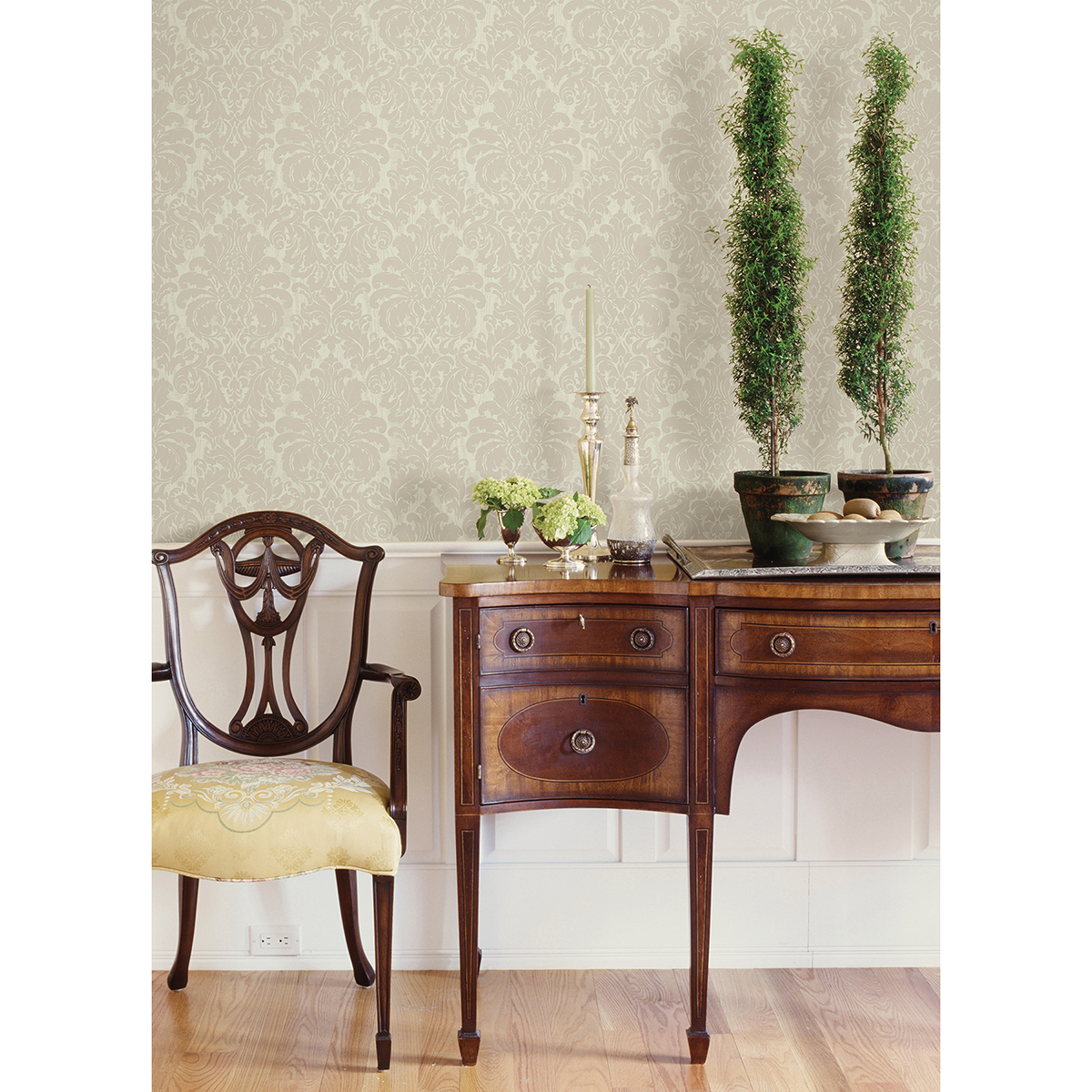 405824803 Betina Cream Damask Wallpaper by Sirpi