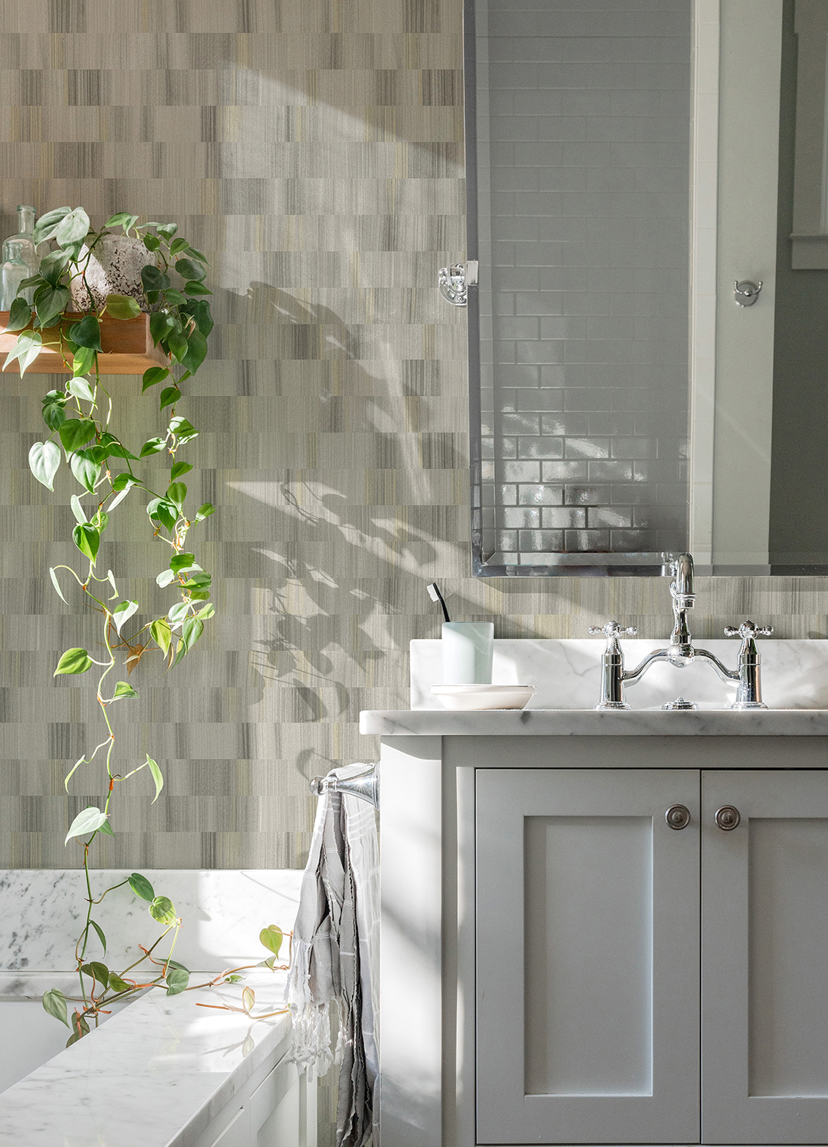 AST4679 Flicker Light Grey Horizontal Textured Stripe Wallpaper by