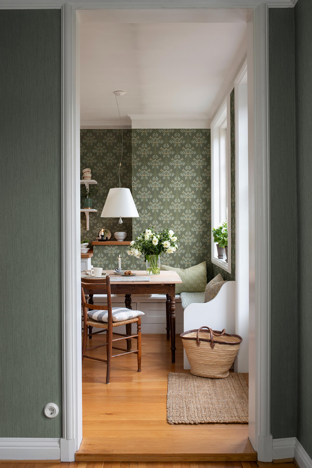 4171-82055 - Blackberry Grey Vine Trellis Wallpaper - by A-Street Prints
